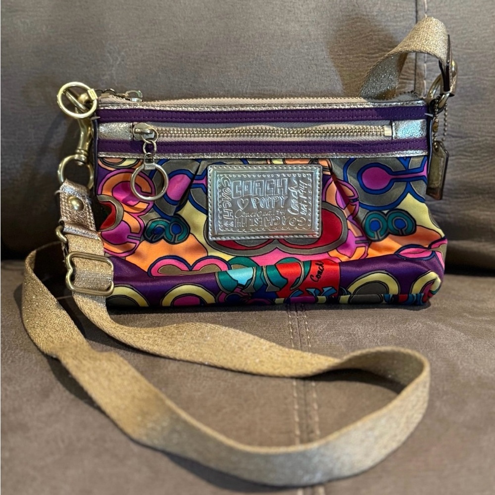 Coach vintage Poppy Crossbody bag